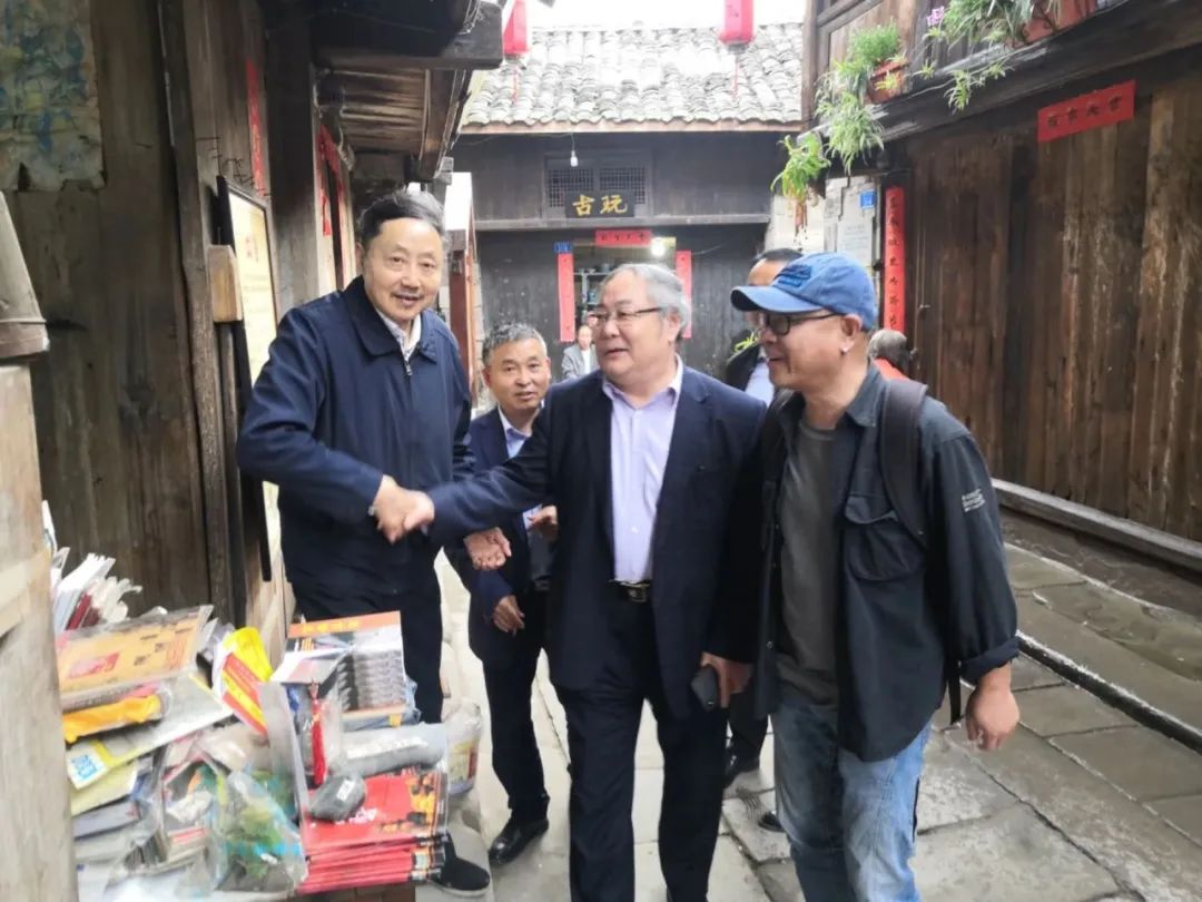 1707183838183462.jpg 1707183838183462.jpg